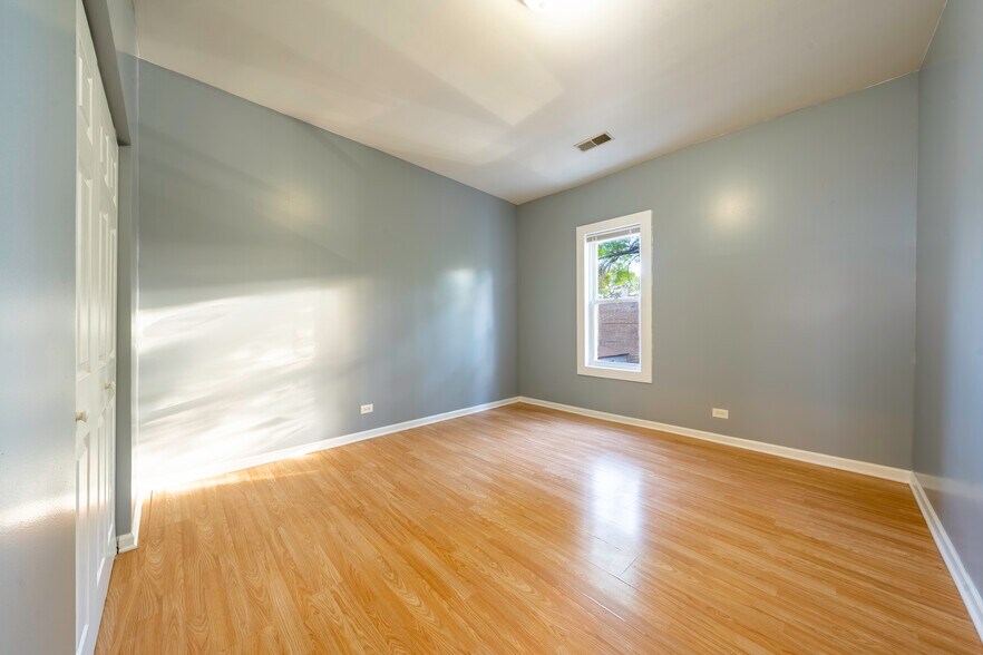 Building Photo - 3101 W 38th St