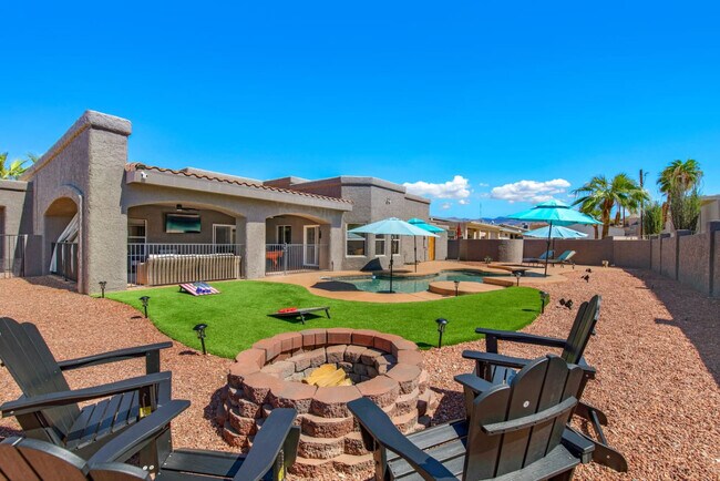 Building Photo - 1800 Burgundy Dr