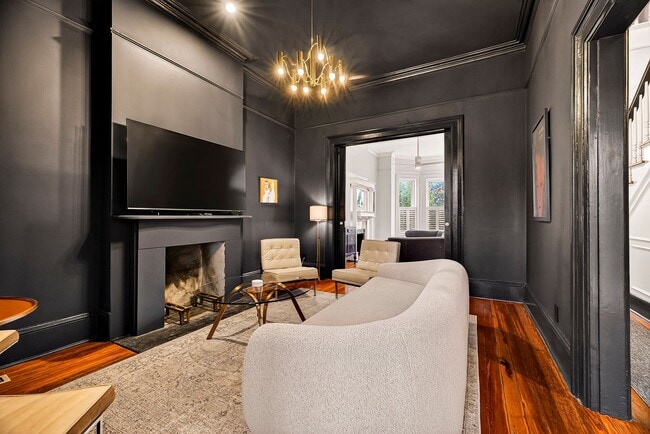 Building Photo - 313 W Bolton St