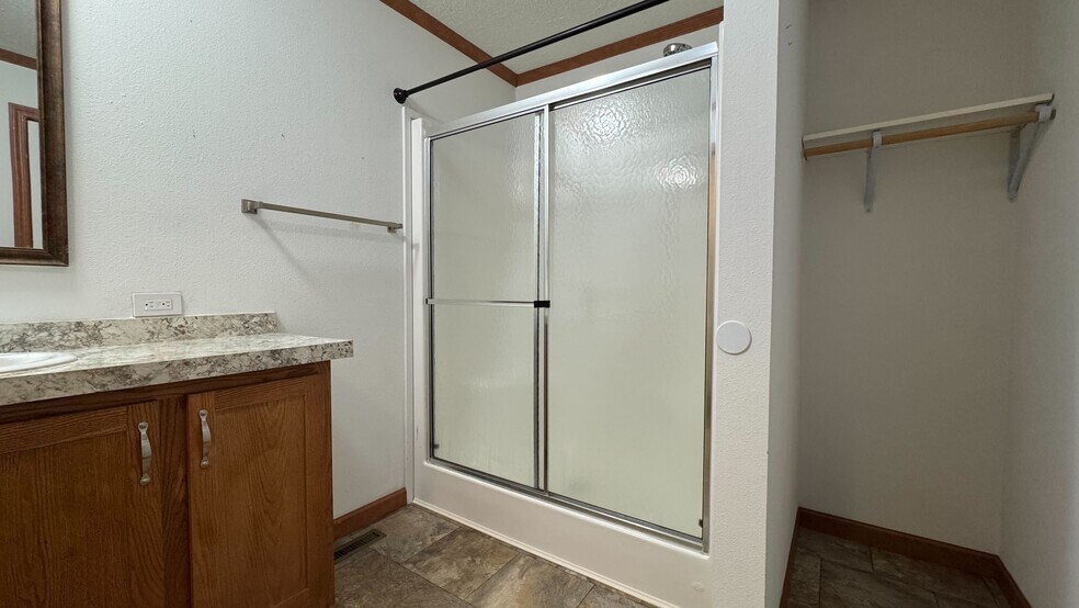 Building Photo - 2028 Mockingbird Pl NW