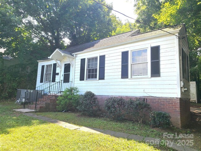 Primary Photo - 1809 Merriman Ave