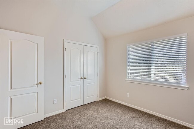Building Photo - 3138 Red Rover Ct