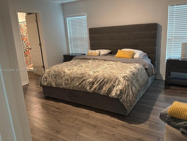 Building Photo - 2180 SW Cameo Blvd