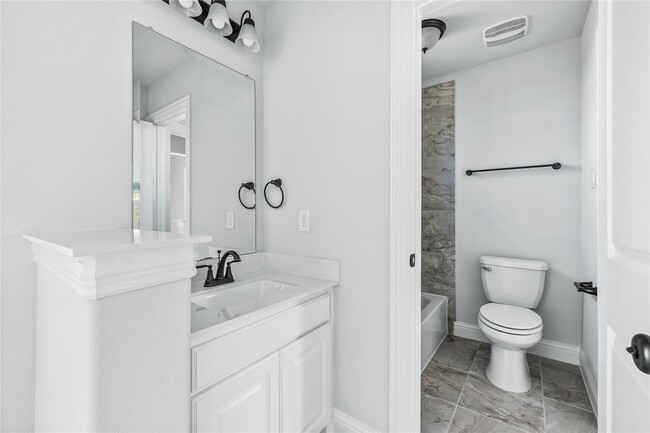 Building Photo - 4849 Brantley Dr