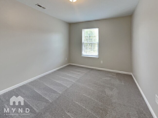 Building Photo - 8042 Loveridge Drive