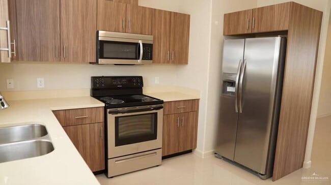 Building Photo - 12 Coyote Hls