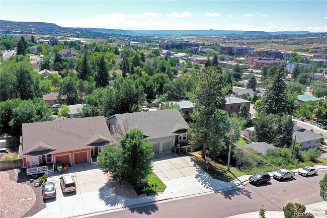 Building Photo - 3 bed / 2.5 bath duplex in Castle Rock!! -18 month lease preferred