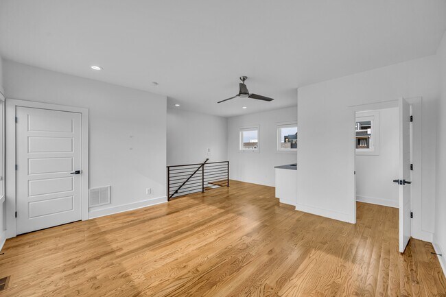 Building Photo - 3325 Felicia St