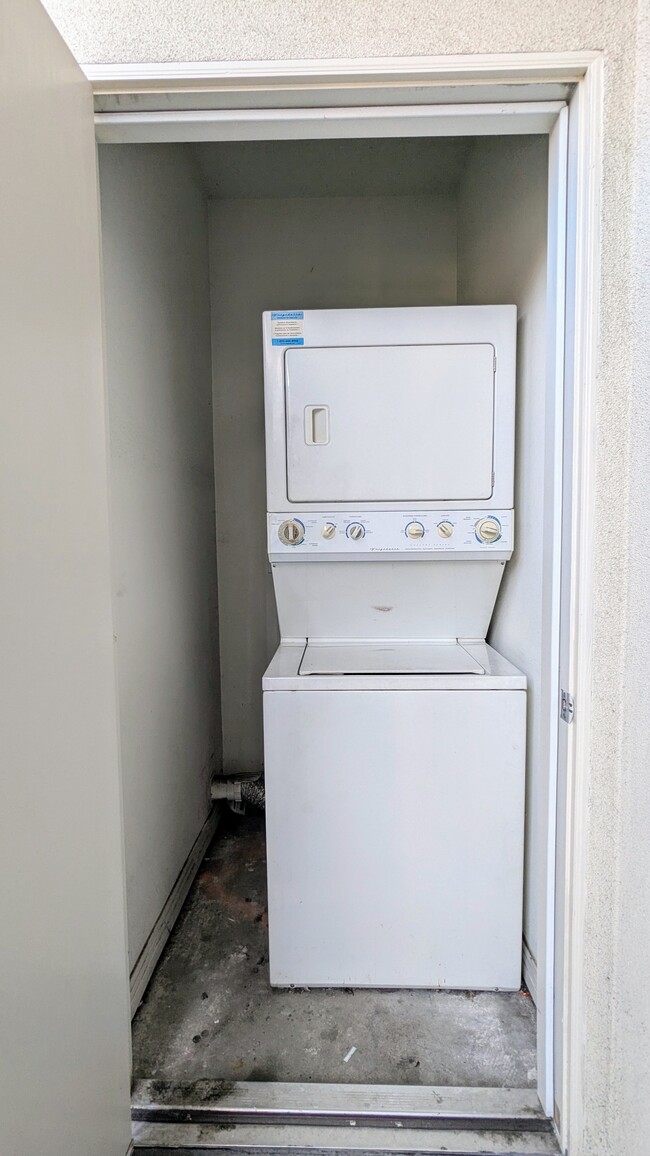 Stacked washer & dryer included - 214 S Alexandria Ave