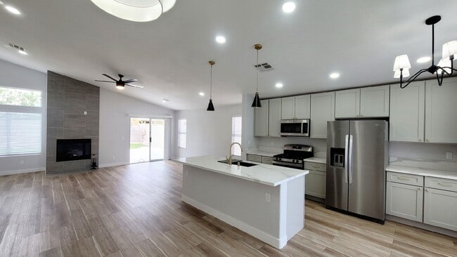 Building Photo - 5223 Intermission Ct