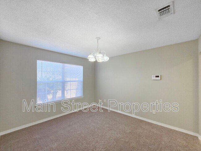 Building Photo - 1638 Dee's Rd