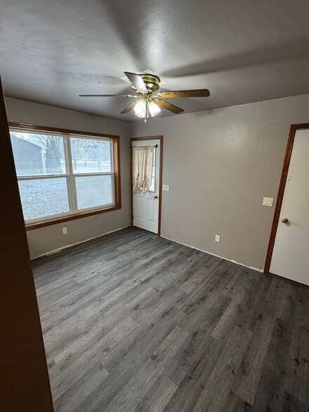 Building Photo - 726 S Main St