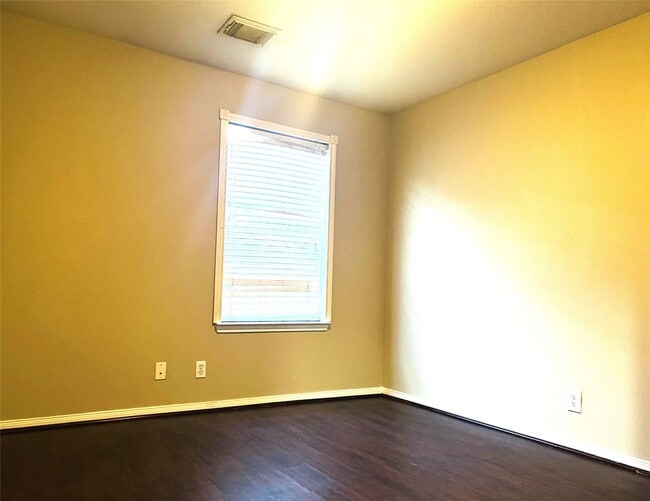 Building Photo - 17314 S Summit Canyon Dr