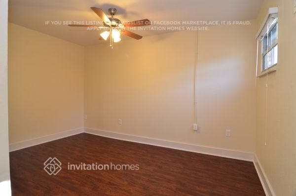 Building Photo - 6420 8th St Ct W