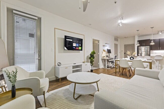 Building Photo - 5250 Town and Country Blvd