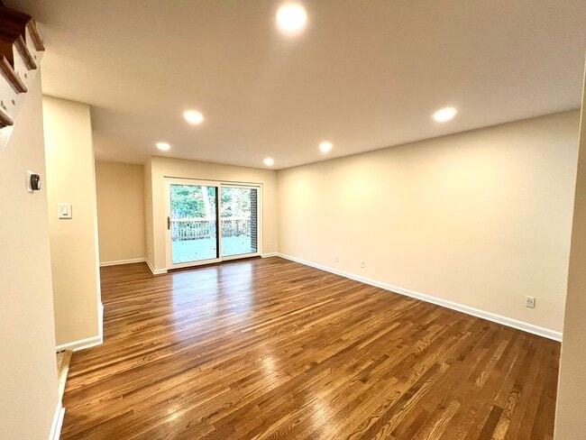 Building Photo - 11083 Saffold Way