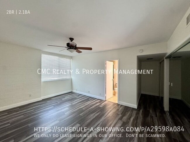 Building Photo - 540 Kelton Ave