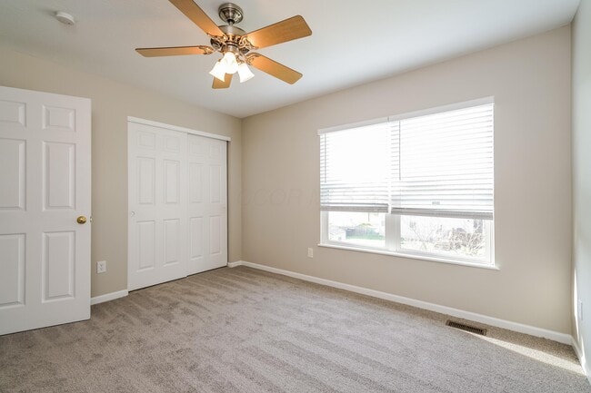 Building Photo - 165 Butternut Pass