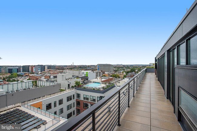 Building Photo - 1625 Eckington Pl NE