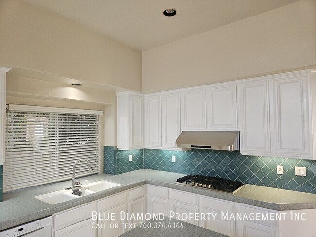 Building Photo - 1763 Blackbird Cir
