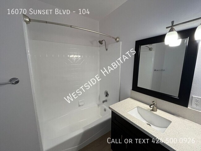 Building Photo - 16070 Sunset Blvd