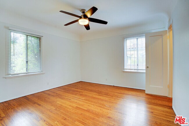 Building Photo - 10372 Tennessee Ave