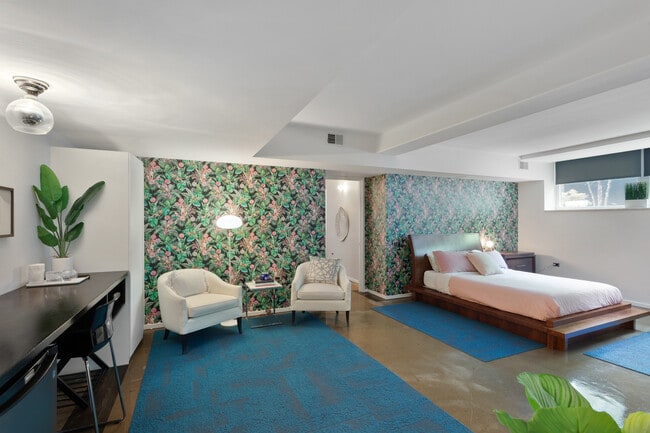 Building Photo - 1019 N Wolcott Ave