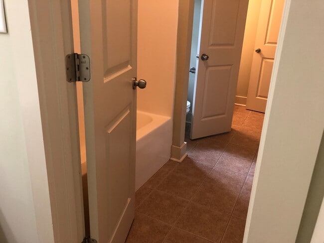 Building Photo - PRE-LEASING FOR AUGUST 9TH, 2026!