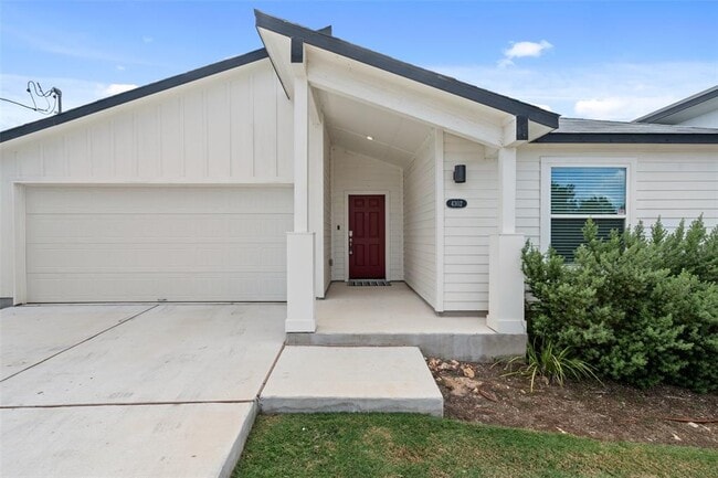 Building Photo - 4302 Liberty Ln