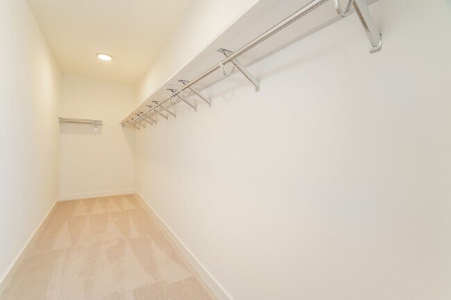 Building Photo - 13665 SE 67th Pl.