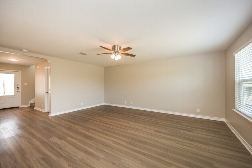 Building Photo - 12023 Fire Opal