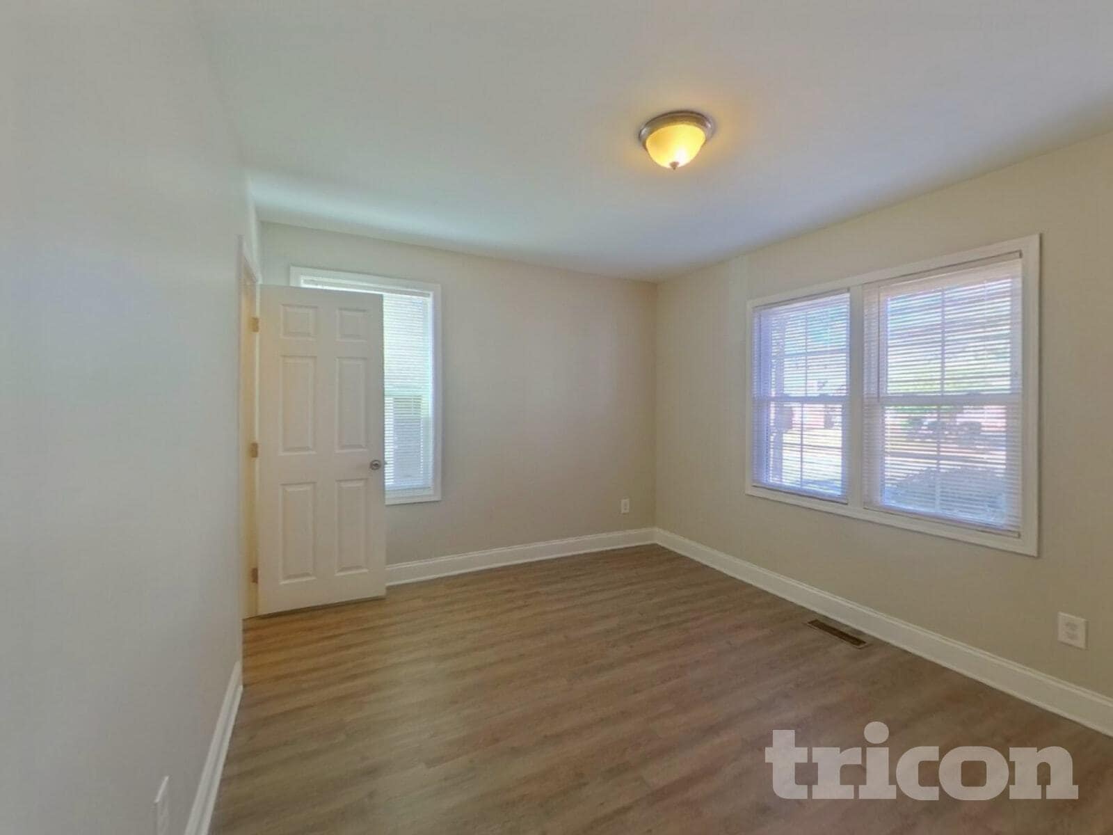 Building Photo - 715 West Blvd