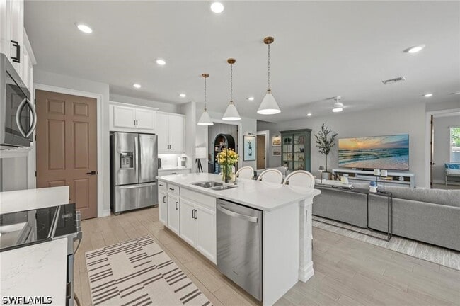 Building Photo - 10581 Woodchuck Ln