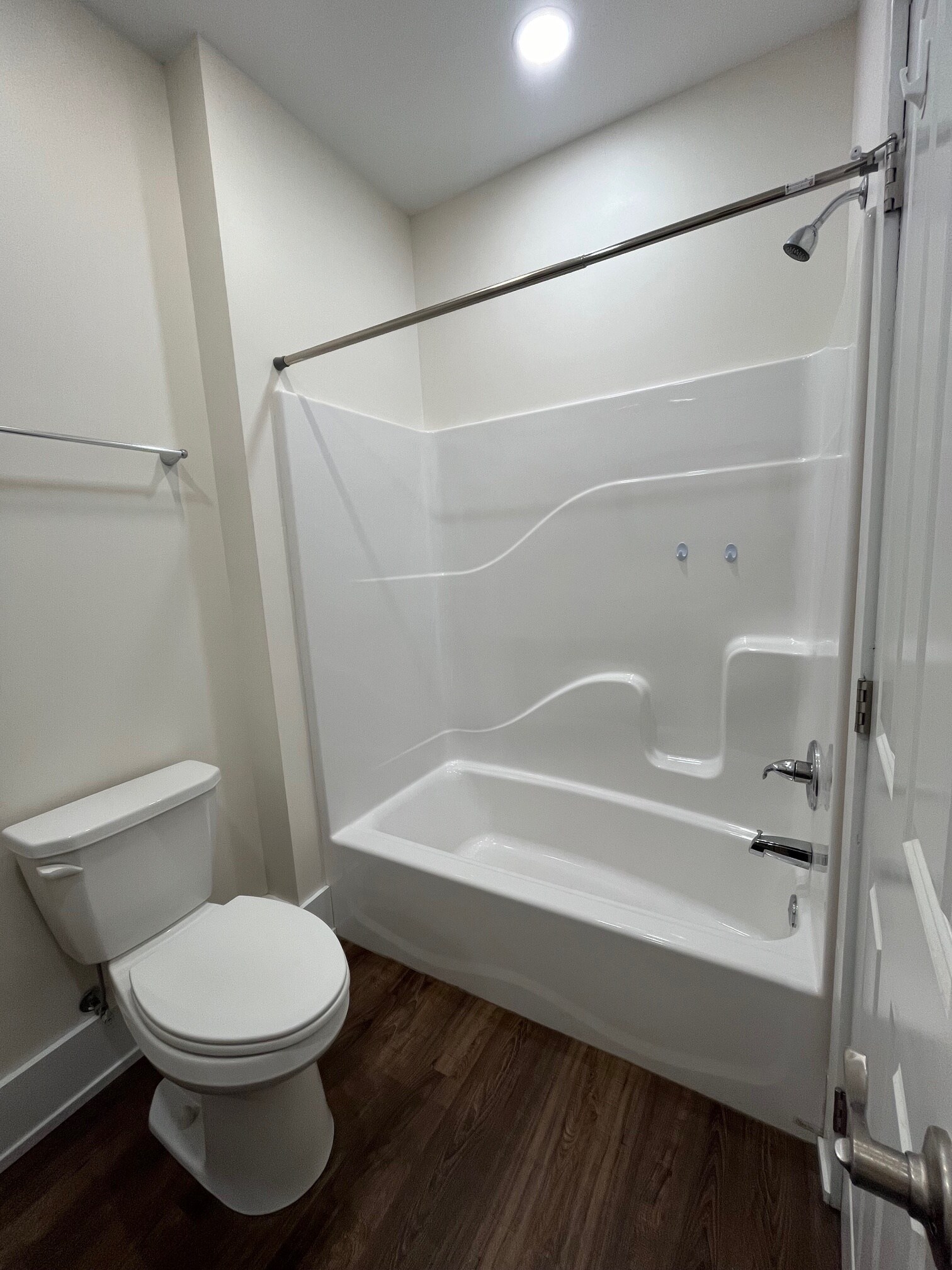 Building Photo - 206 N Main St