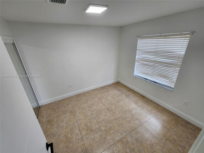 Building Photo - 11281 SW 247th Ter