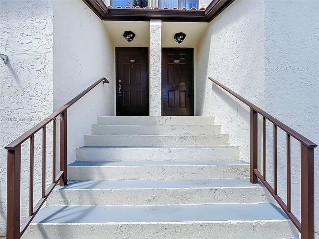 Building Photo - 20 Vía De Casas Sur