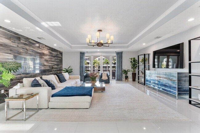 Building Photo - 57 Isle of Venice Dr