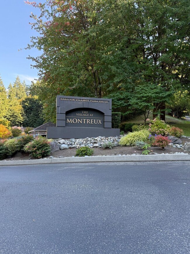 Primary Photo - Top-Floor Living in Issaquah!