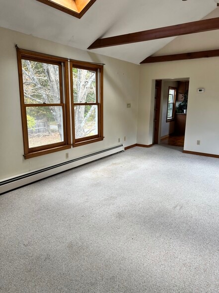 Building Photo - 175 Gleasondale Rd