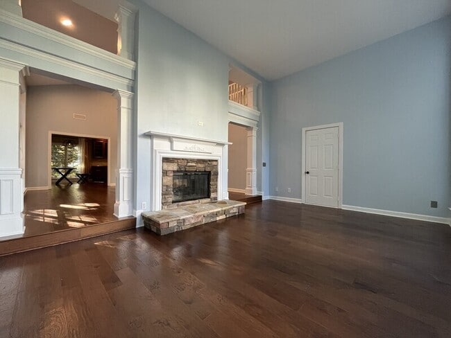 Building Photo - 10707 Pomerane Pl