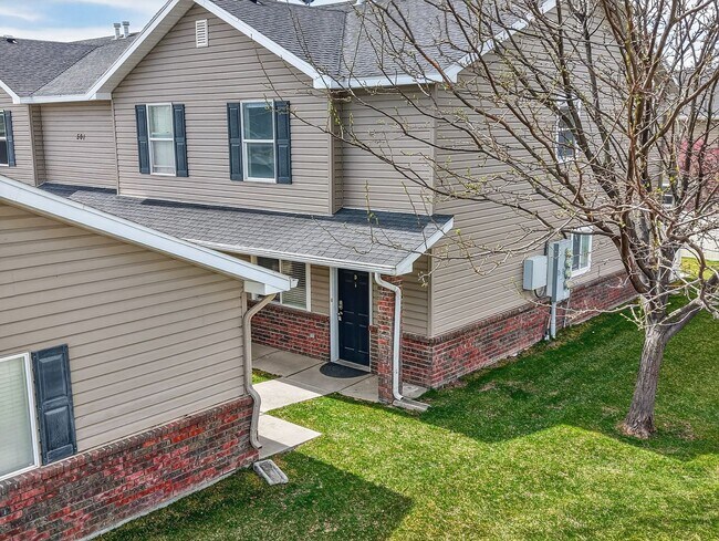 Building Photo - Must-See Apartment in Pheasant Ridge  Pocatello!