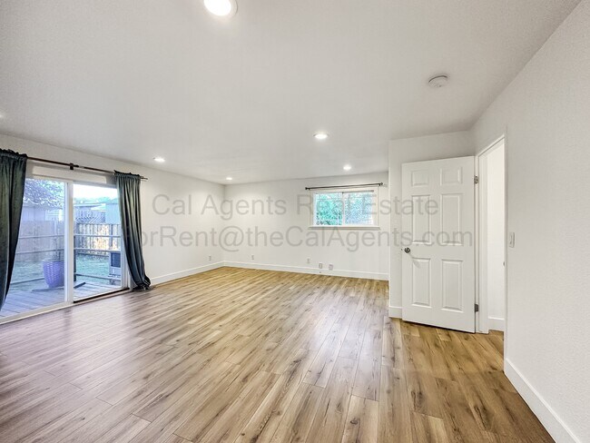 Building Photo - 2229 88th Ave