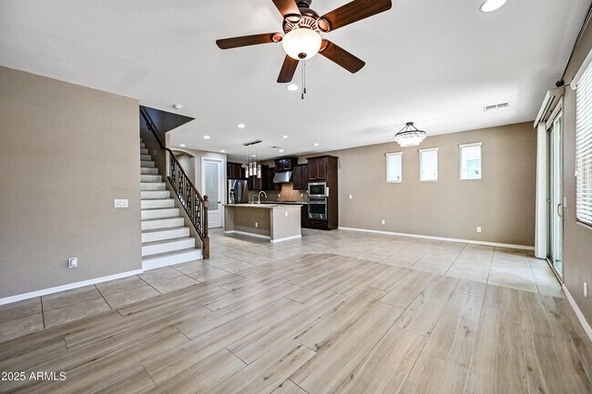 Building Photo - 133 E Prescott Dr