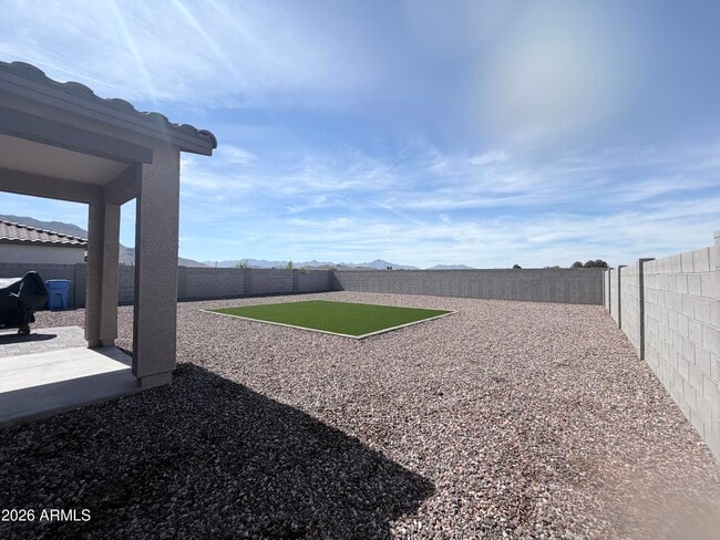 Building Photo - 9324 S 30th Ln