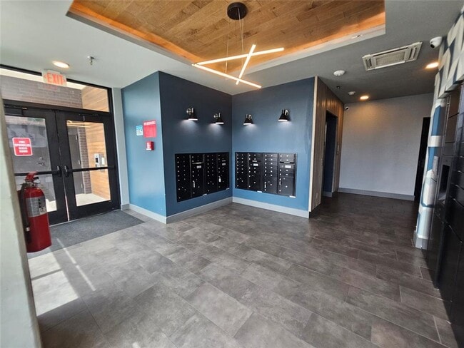 Building Photo - 2220 Webberville Rd