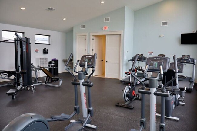 Building Photo - 8128 Daisy Cutter Crossing