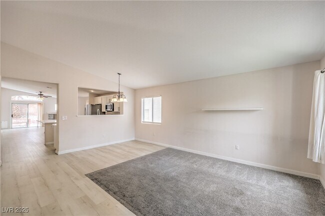Building Photo - 8136 Shady Glen Ave