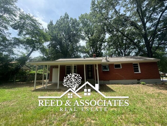 Building Photo - 4 Bedroom in Shelby Forest- Frayser