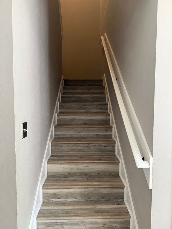 Building Photo - 4/4 HOUSE BY DOAK CAMPBELL STADIUM