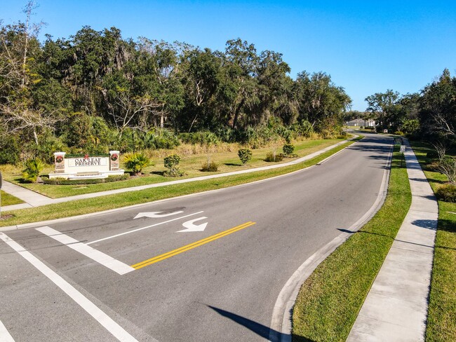 Building Photo - Beautiful Oak Leaf Preserve 3 Bedroom 2 Bathroom Smart Home